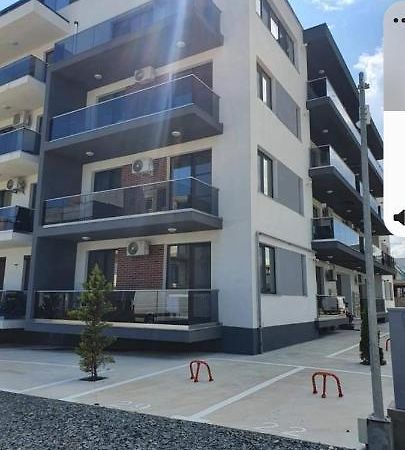 Apartament Mivali Apartment Navodari Bagian luar foto