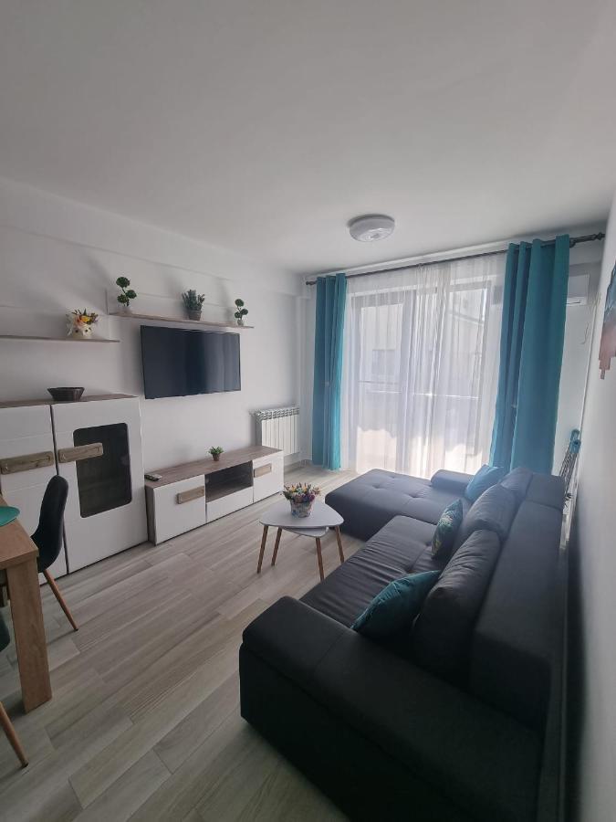 Apartament Mivali Apartment Navodari Bagian luar foto